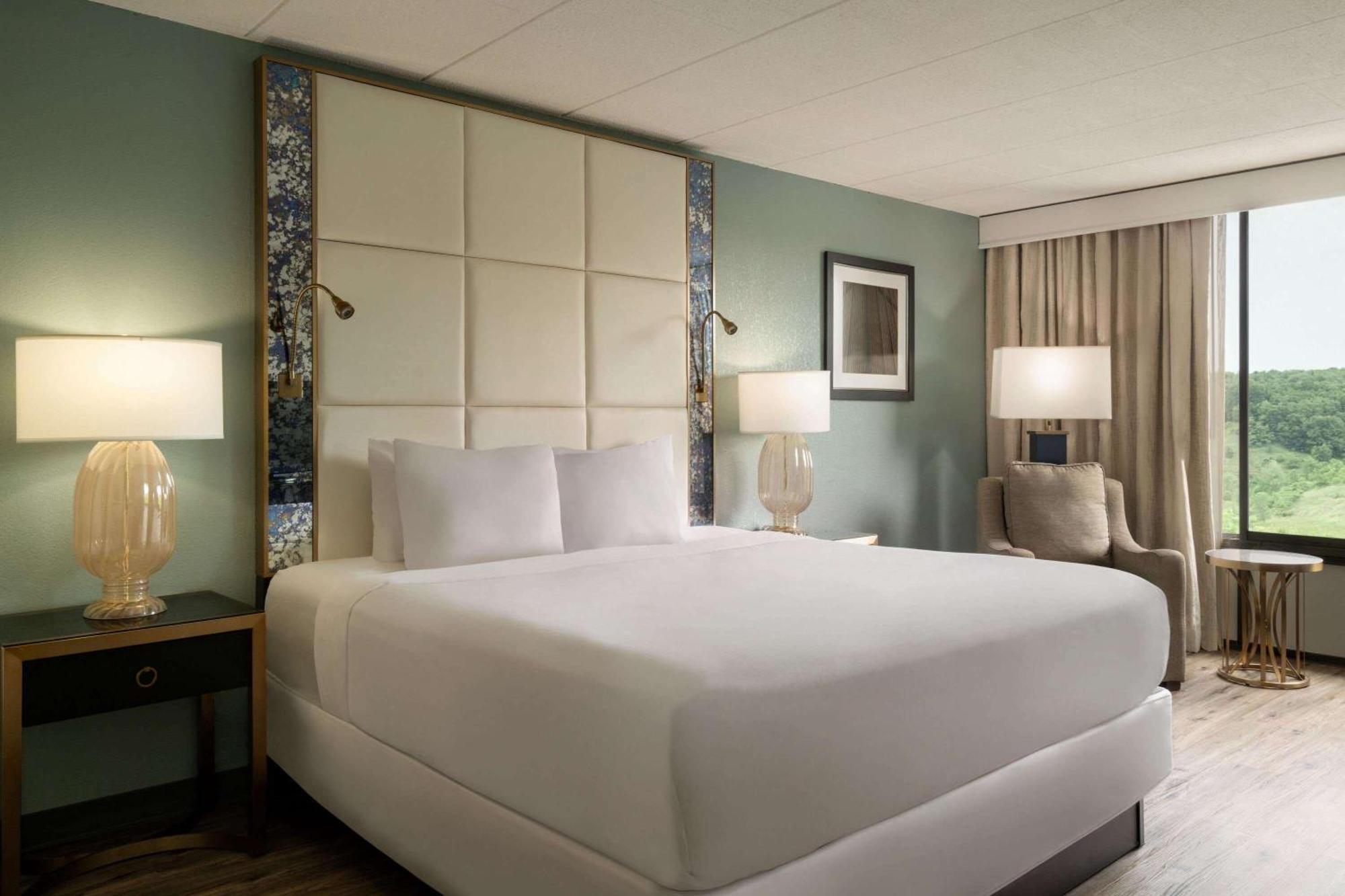 Wyndham Garden Pittsburgh Airport Hotel